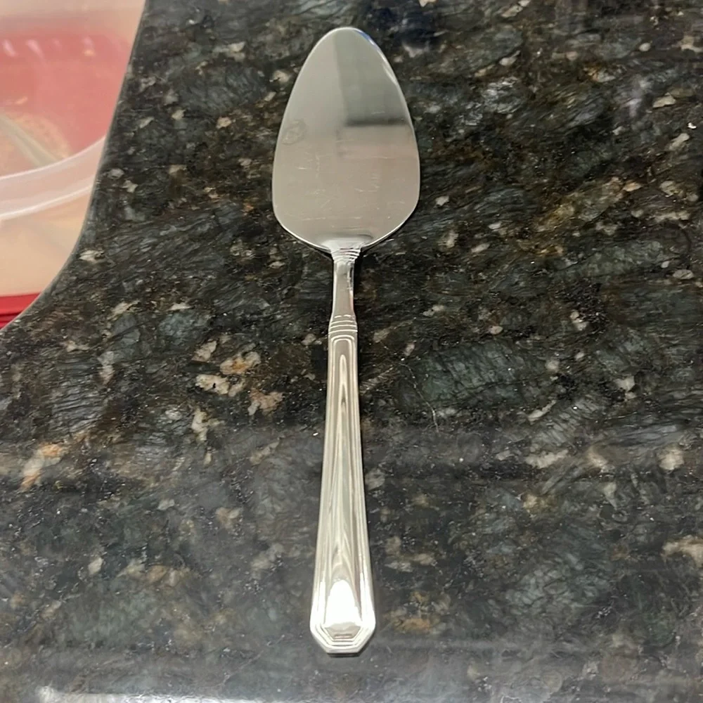 Pfaltzgraff Providence Cake Pie Server NEW in wrapper